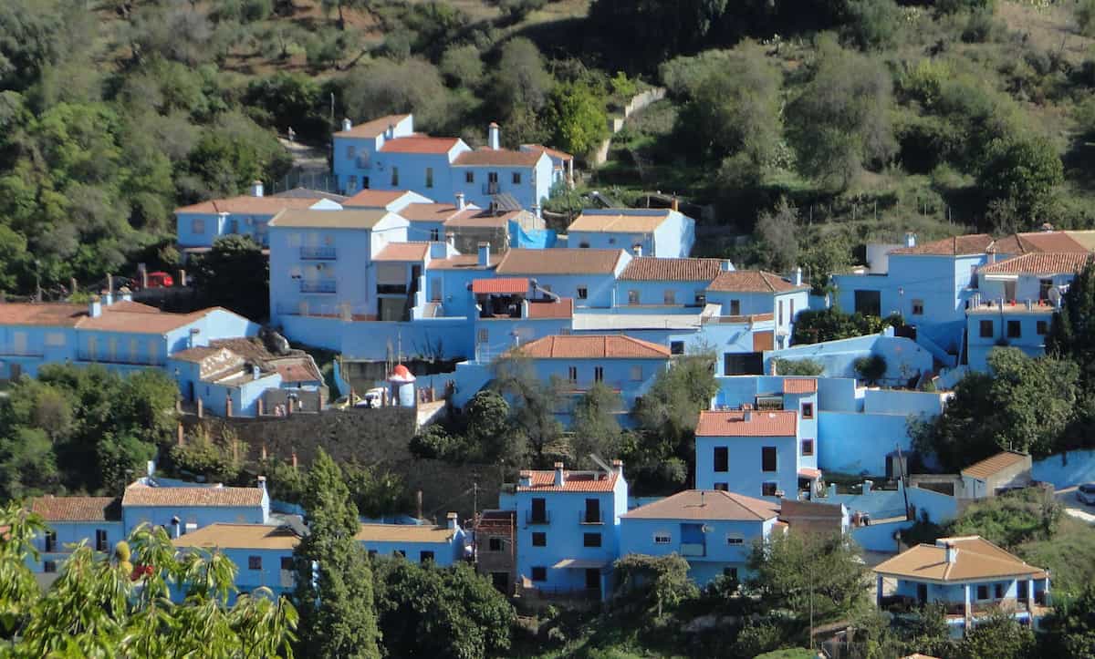Juzcar mit seinen blauen Häusern