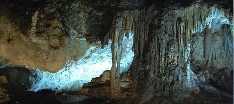 Первозданные пещеры города Нерха
